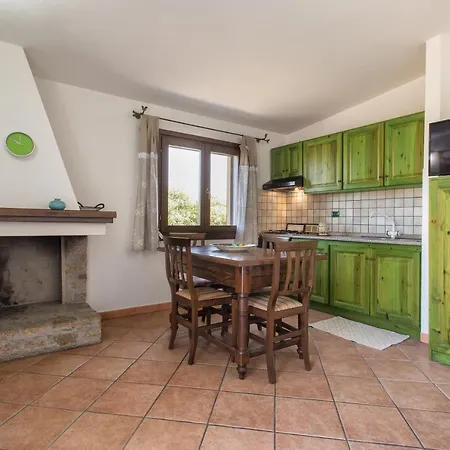 Casa de Férias Vista Mozzafiato Ad Isola Rossa (Sassari)
