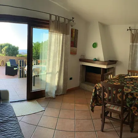 Casa vacanze Vista Mozzafiato Ad Isola Rossa (Sassari)